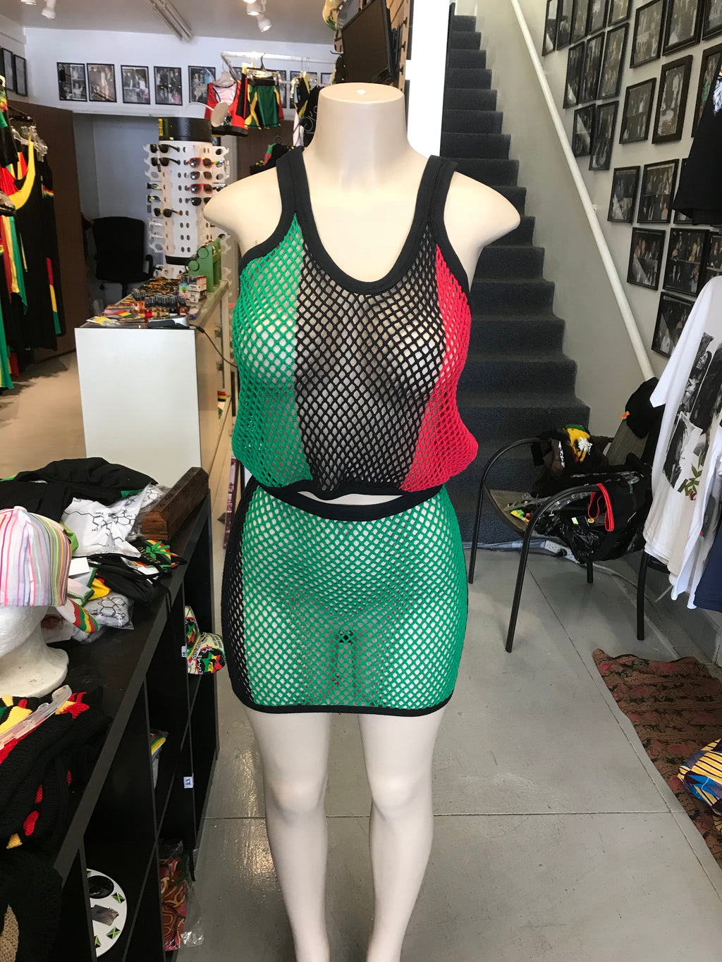 African two peace mesh outfits for ladies.